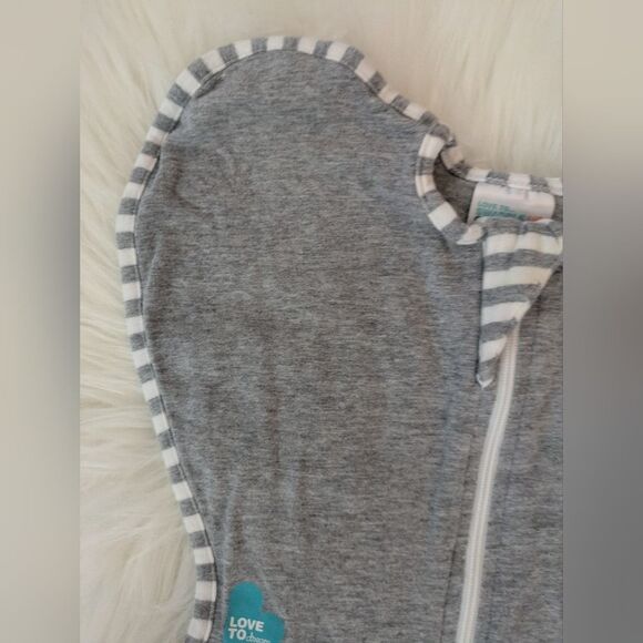 Love To Dream Swaddle Grey Zip S Small 6.5-13 Pounds - Picture 2 of 7